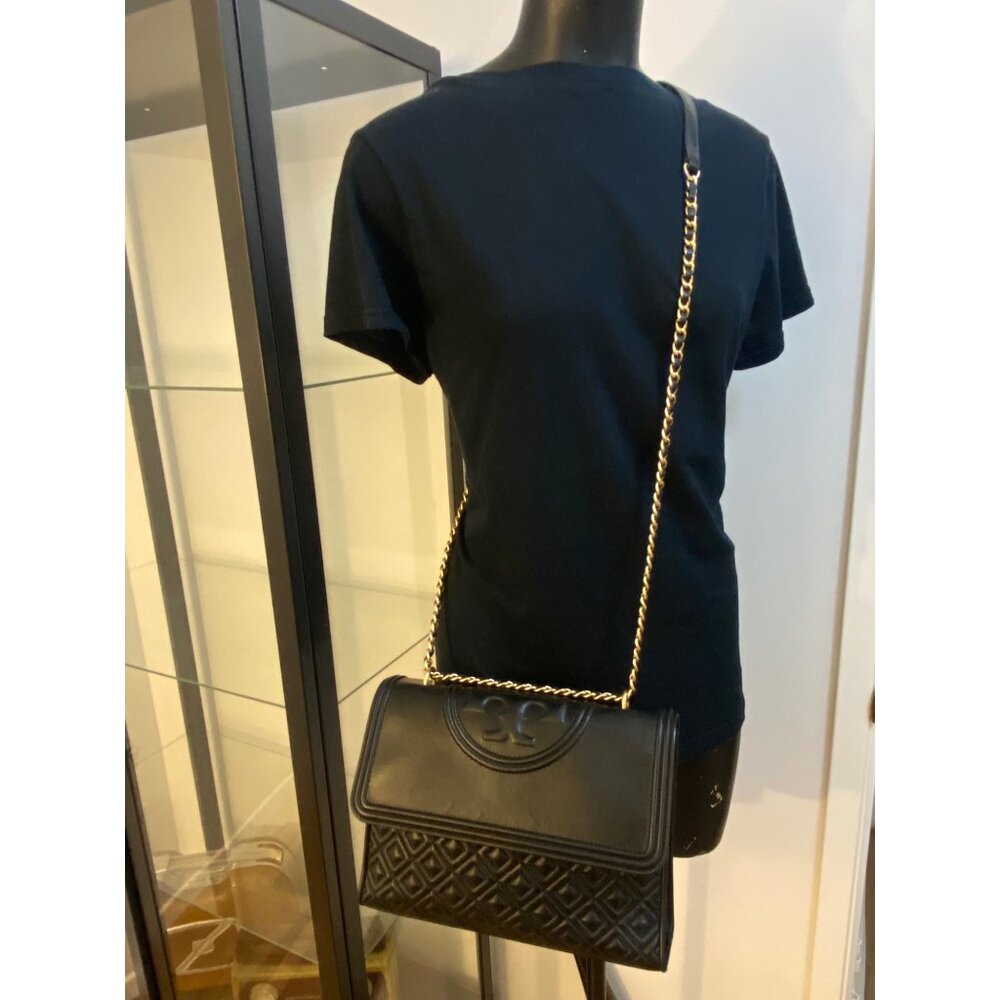 Tory Burch Fleming Convertible Shoulder Bag in Black Leather - Picture 2 of 8